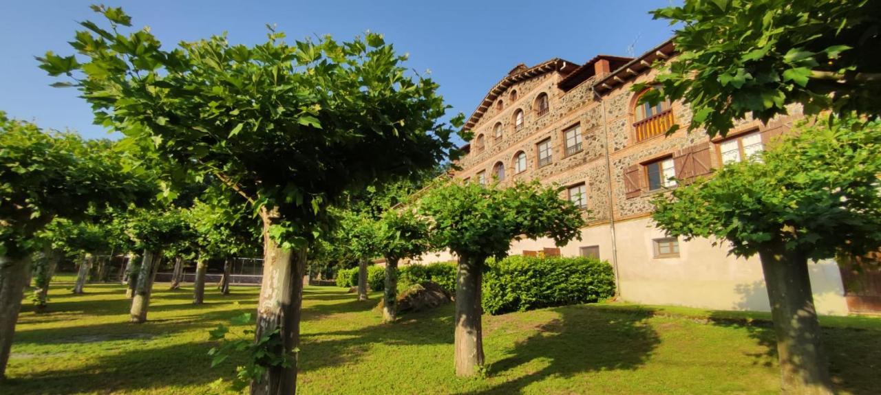 Apartaments Les Voltes Les Preses Extérieur photo