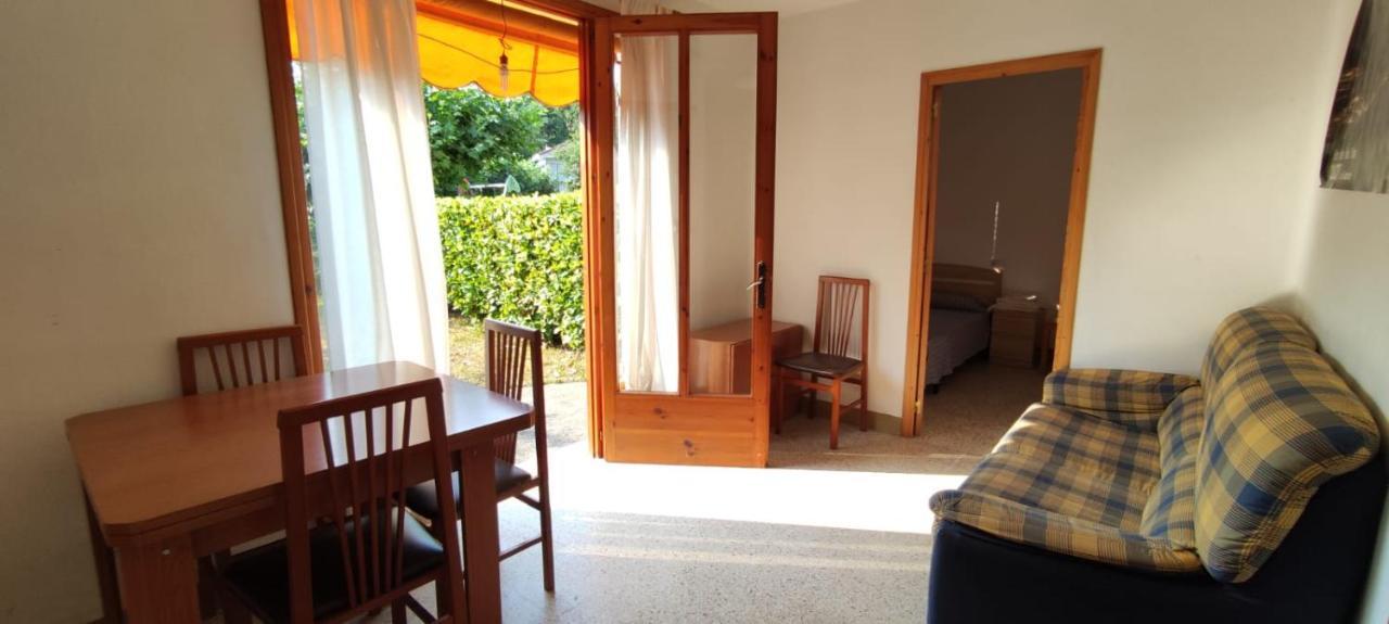 Apartaments Les Voltes Les Preses Extérieur photo