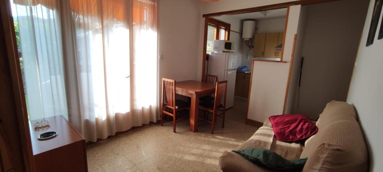 Apartaments Les Voltes Les Preses Extérieur photo